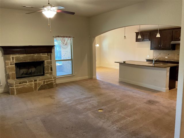 1631 St Croix Street, Burleson, TX 76028