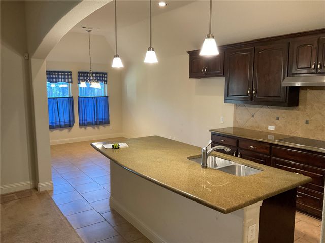 1631 St Croix Street, Burleson, TX 76028