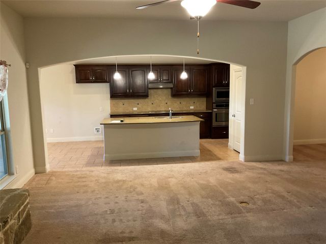 1631 St Croix Street, Burleson, TX 76028