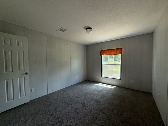 223 York, Kinsey, AL 36303