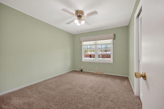 1305 E Vernon Avenue, Normal, IL 61761