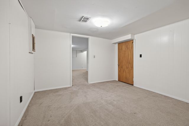 1305 E Vernon Avenue, Normal, IL 61761