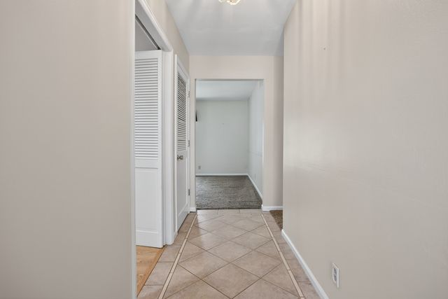 1305 E Vernon Avenue, Normal, IL 61761