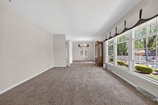 1305 E Vernon Avenue, Normal, IL 61761