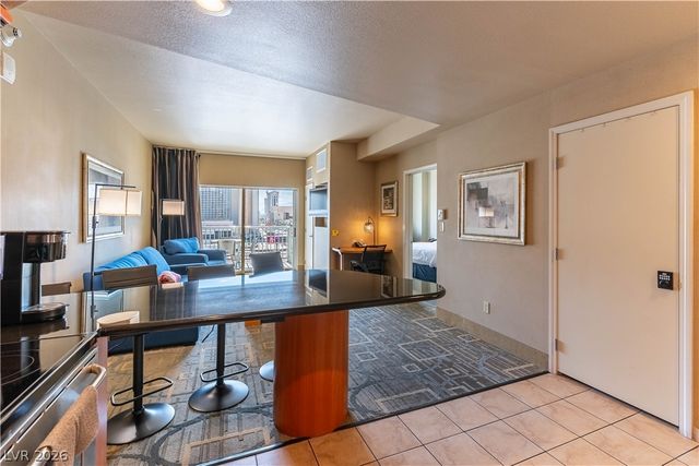 211 East Flamingo Road 702, Las Vegas, NV 89169