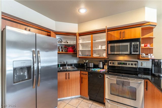 211 East Flamingo Road 702, Las Vegas, NV 89169