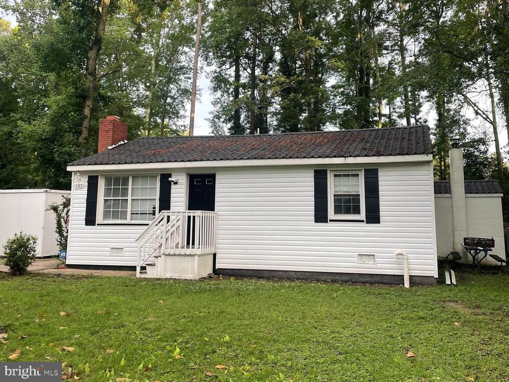 197 FORT KING DR, Colonial Beach, VA 22443