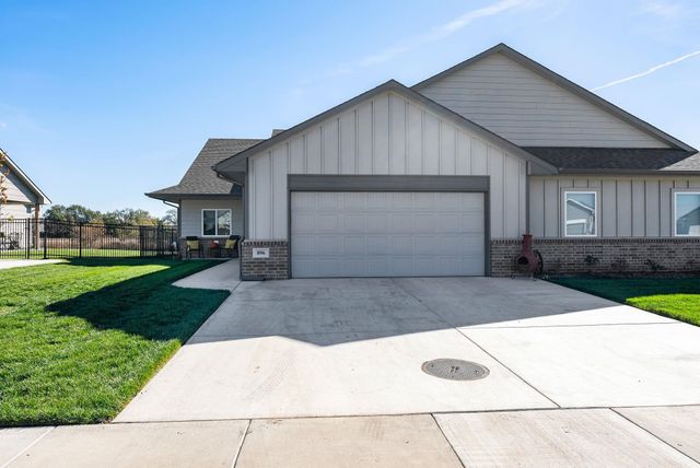896 N Cloverleaf, Goddard, KS 67052