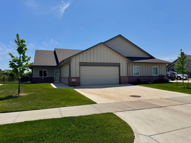 896 N Cloverleaf, Goddard, KS 67052