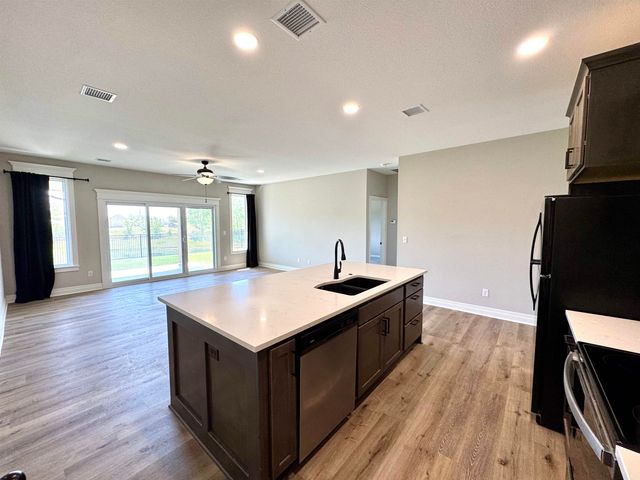 896 N Cloverleaf, Goddard, KS 67052