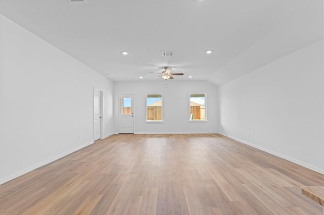 1419 Splashing Wave Drive, Iowa Colony, TX 77583