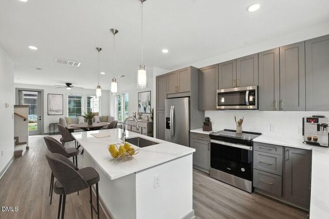 1000 Martin Luther King Junior Boulevard Th3, Chapel Hill, NC 27514