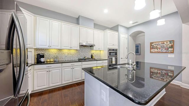 10310 EASTWOOD DRIVE, Bradenton, FL 34211