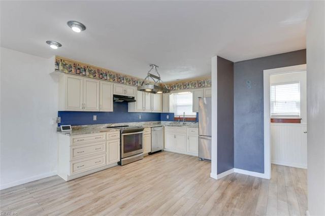 2100 E Ocean View Ave Apt 22, Norfolk, VA 23518