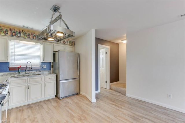 2100 E Ocean View Ave Apt 22, Norfolk, VA 23518