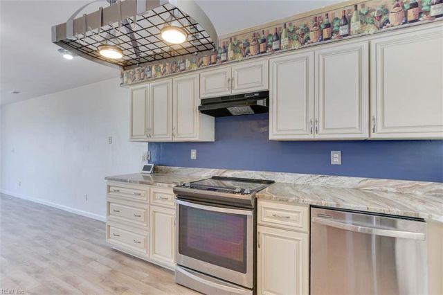 2100 E Ocean View Ave Apt 22, Norfolk, VA 23518