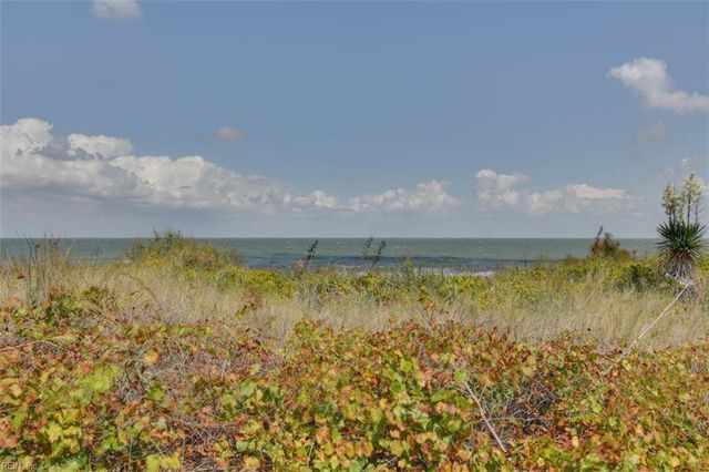 2100 E Ocean View Ave Apt 22, Norfolk, VA 23518