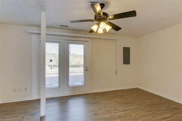 2100 E Ocean View Ave Apt 22, Norfolk, VA 23518