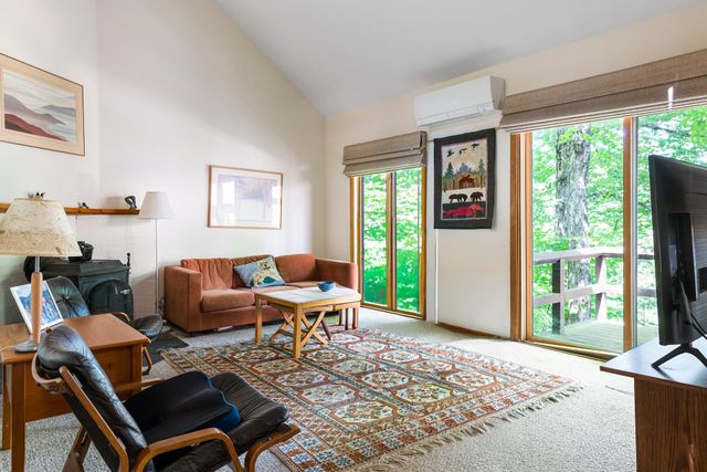 5 Bay Tree Lane, Grantham, NH 03753