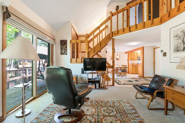 5 Bay Tree Lane, Grantham, NH 03753