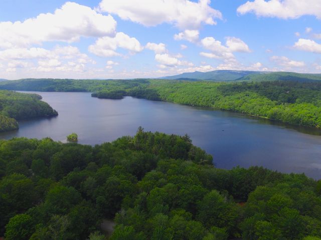 5 Bay Tree Lane, Grantham, NH 03753