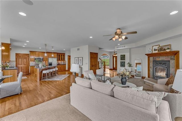 1548 N 800 Road, Baldwin City, KS 66006
