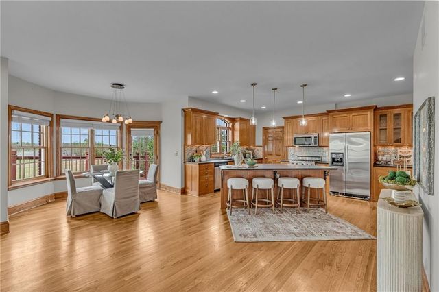 1548 N 800 Road, Baldwin City, KS 66006