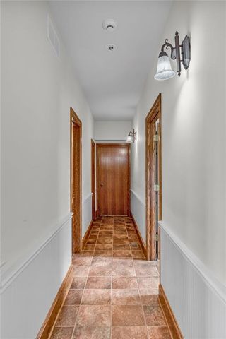 1548 N 800 Road, Baldwin City, KS 66006