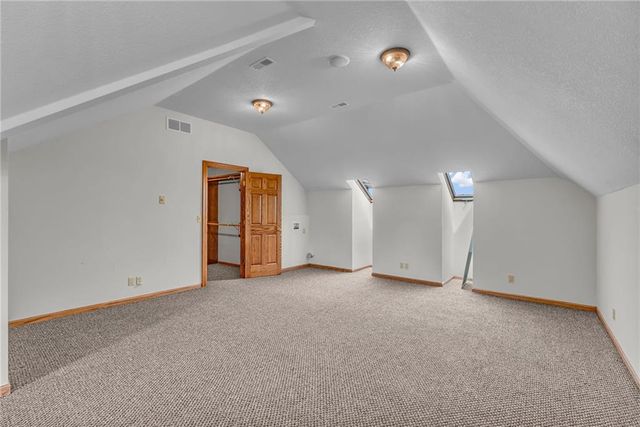 1548 N 800 Road, Baldwin City, KS 66006