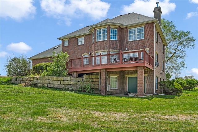1548 N 800 Road, Baldwin City, KS 66006