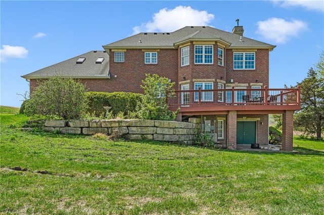 1548 N 800 Road, Baldwin City, KS 66006