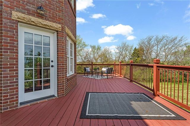 1548 N 800 Road, Baldwin City, KS 66006
