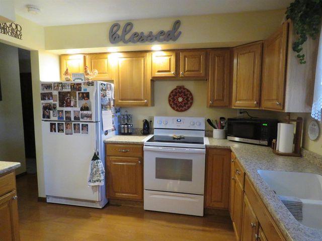 N8582 Pine Road, Beaver Dam, WI 53916