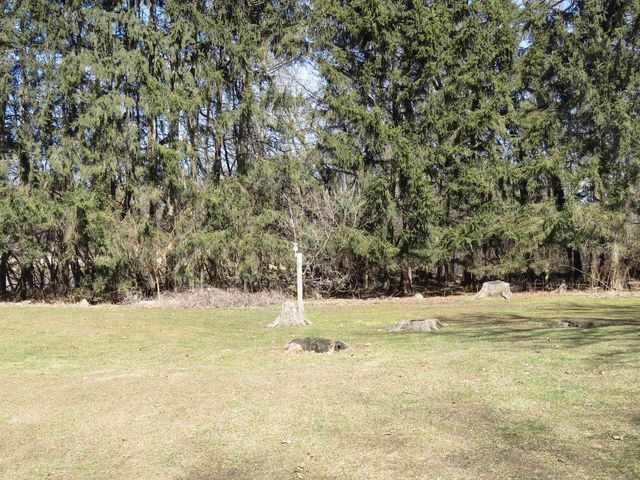 N8582 Pine Road, Beaver Dam, WI 53916