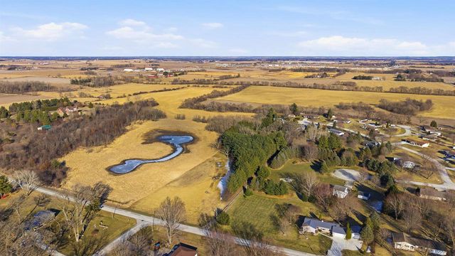 N8582 Pine Road, Beaver Dam, WI 53916