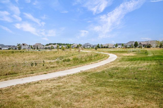 2929 Mendota DRIVE, Oconomowoc, WI 53066