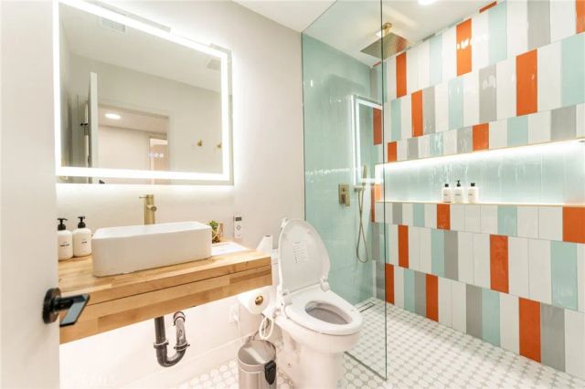 575 N Burton Way, Palm Springs, CA 92262