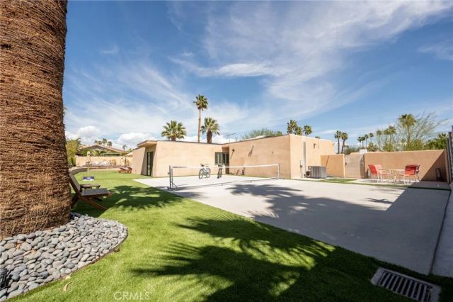 575 N Burton Way, Palm Springs, CA 92262