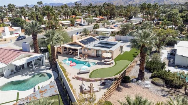 575 N Burton Way, Palm Springs, CA 92262