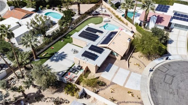 575 N Burton Way, Palm Springs, CA 92262