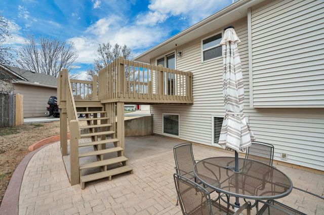 2504 N Mainsgate, Augusta, KS 67010