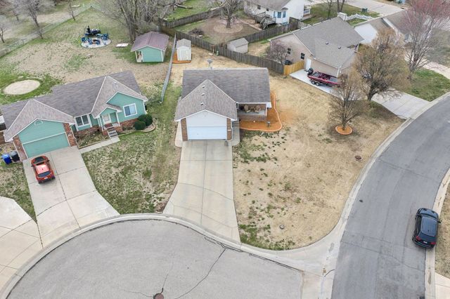 2504 N Mainsgate, Augusta, KS 67010