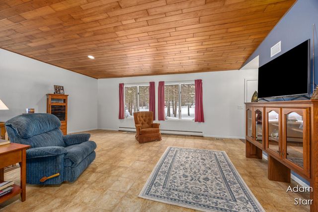 945 60th Street, Wyoming, MI 49509