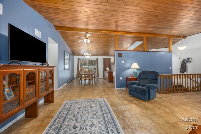 945 60th Street, Wyoming, MI 49509