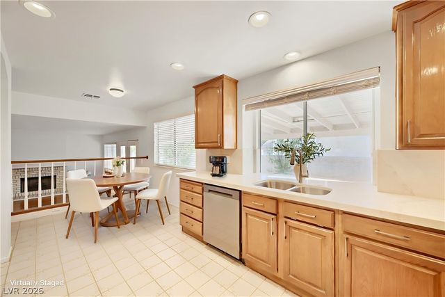 9721 Cascade Falls Avenue, Las Vegas, NV 89117