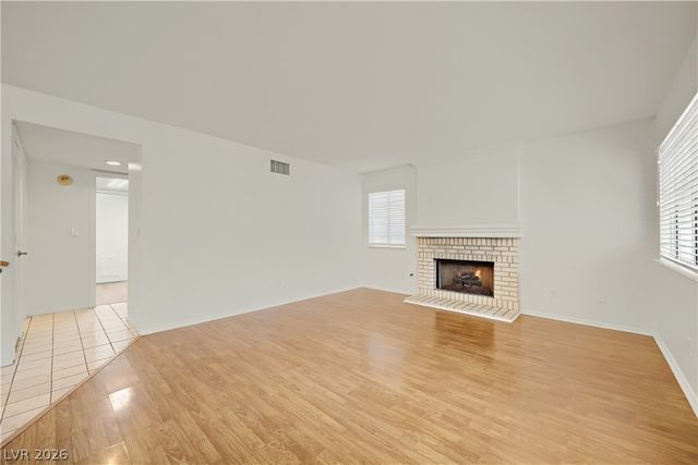 9721 Cascade Falls Avenue, Las Vegas, NV 89117