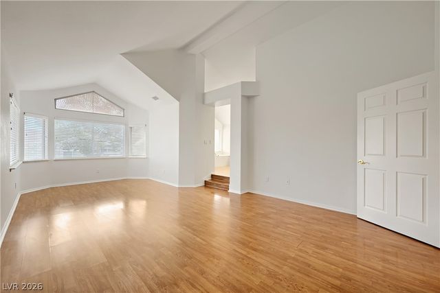 9721 Cascade Falls Avenue, Las Vegas, NV 89117