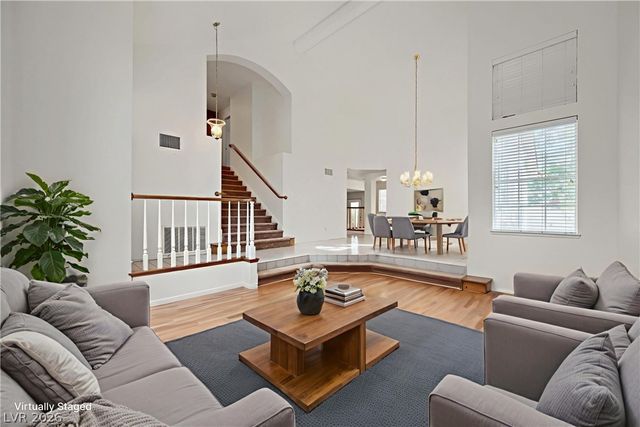 9721 Cascade Falls Avenue, Las Vegas, NV 89117