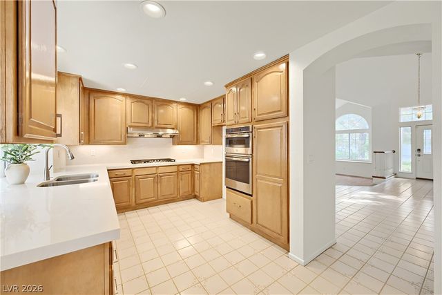 9721 Cascade Falls Avenue, Las Vegas, NV 89117