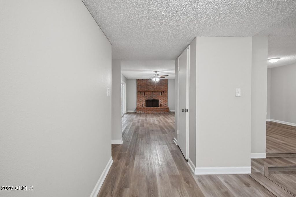 8334 N 57TH Drive, Glendale, AZ 85302 — photo 3